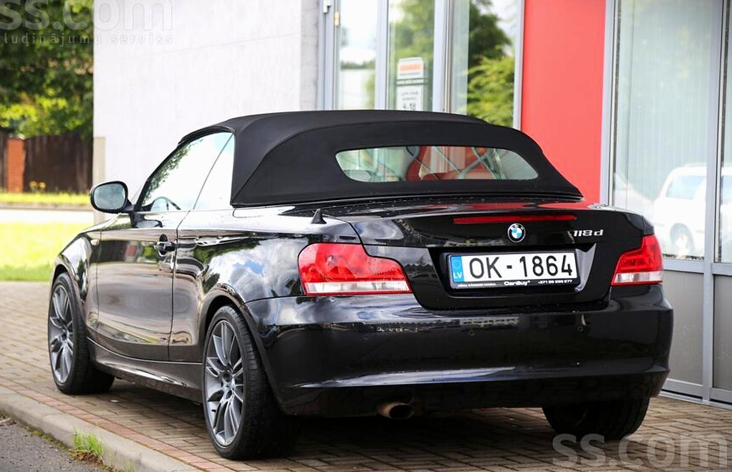 BMW 118 — foto 6