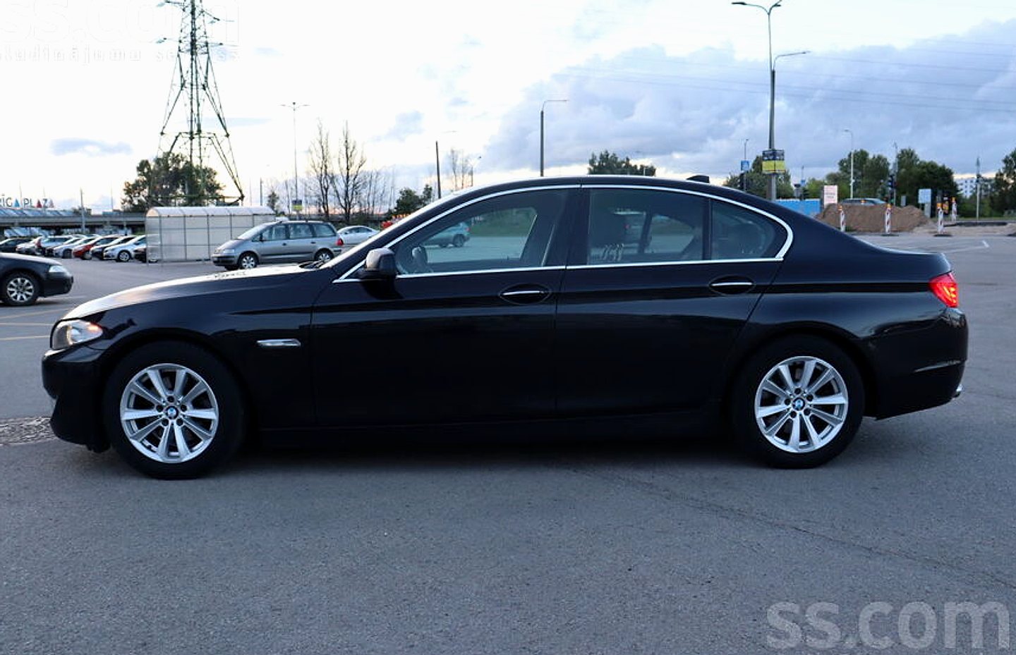 BMW 520 — foto 3