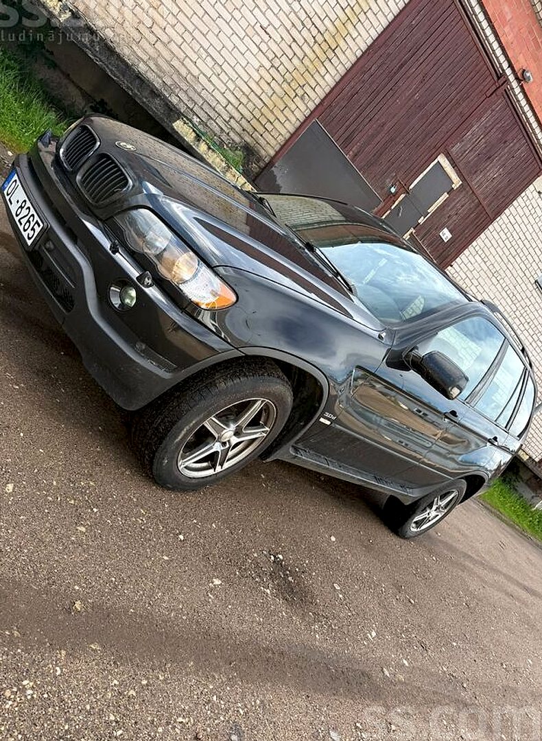 BMW X5 — foto 5