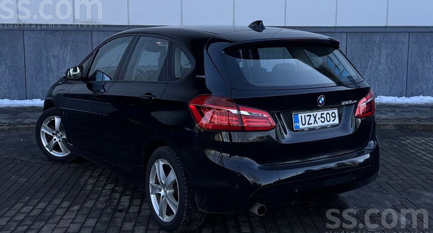 BMW 225 — foto 3