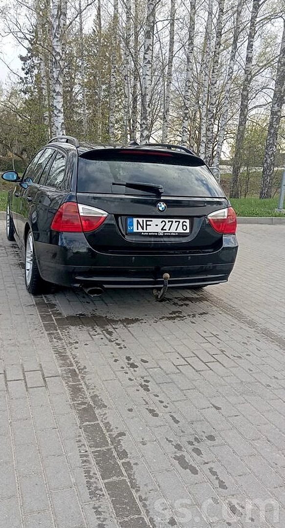 BMW 320 — foto 3
