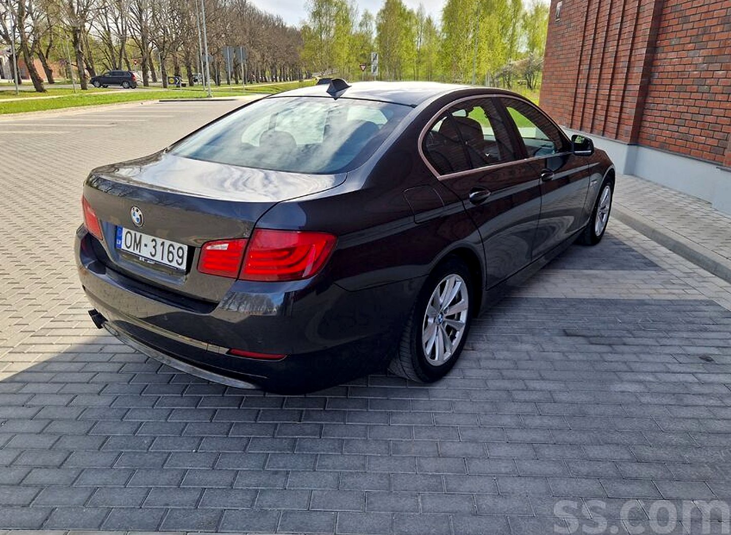 BMW 528 — foto 4
