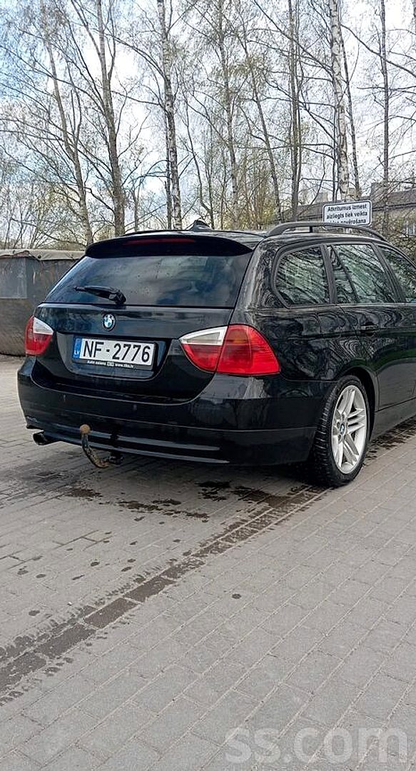 BMW 320 — foto 4