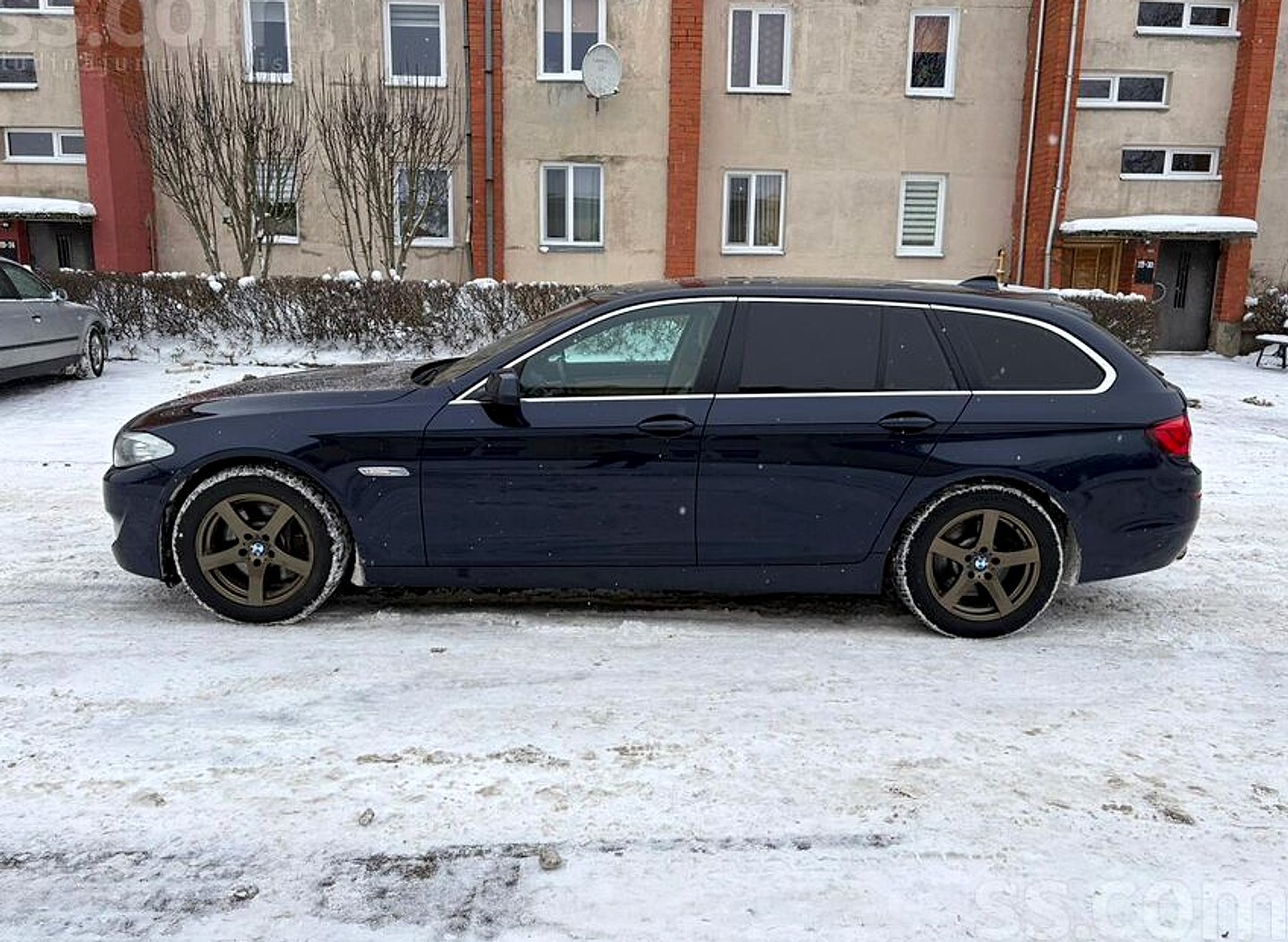 BMW 525 — foto 5